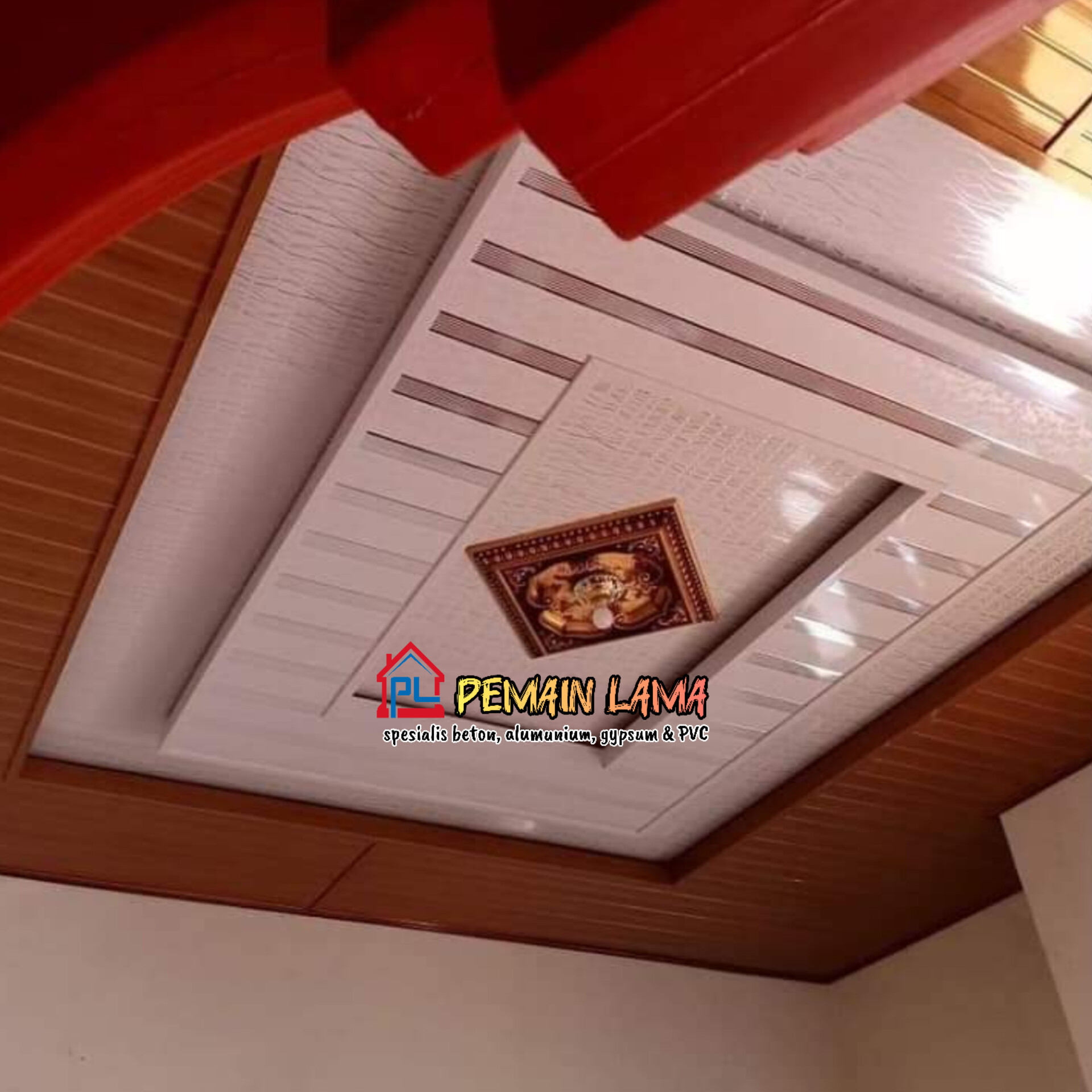 Plafon PVC Merah di Jember