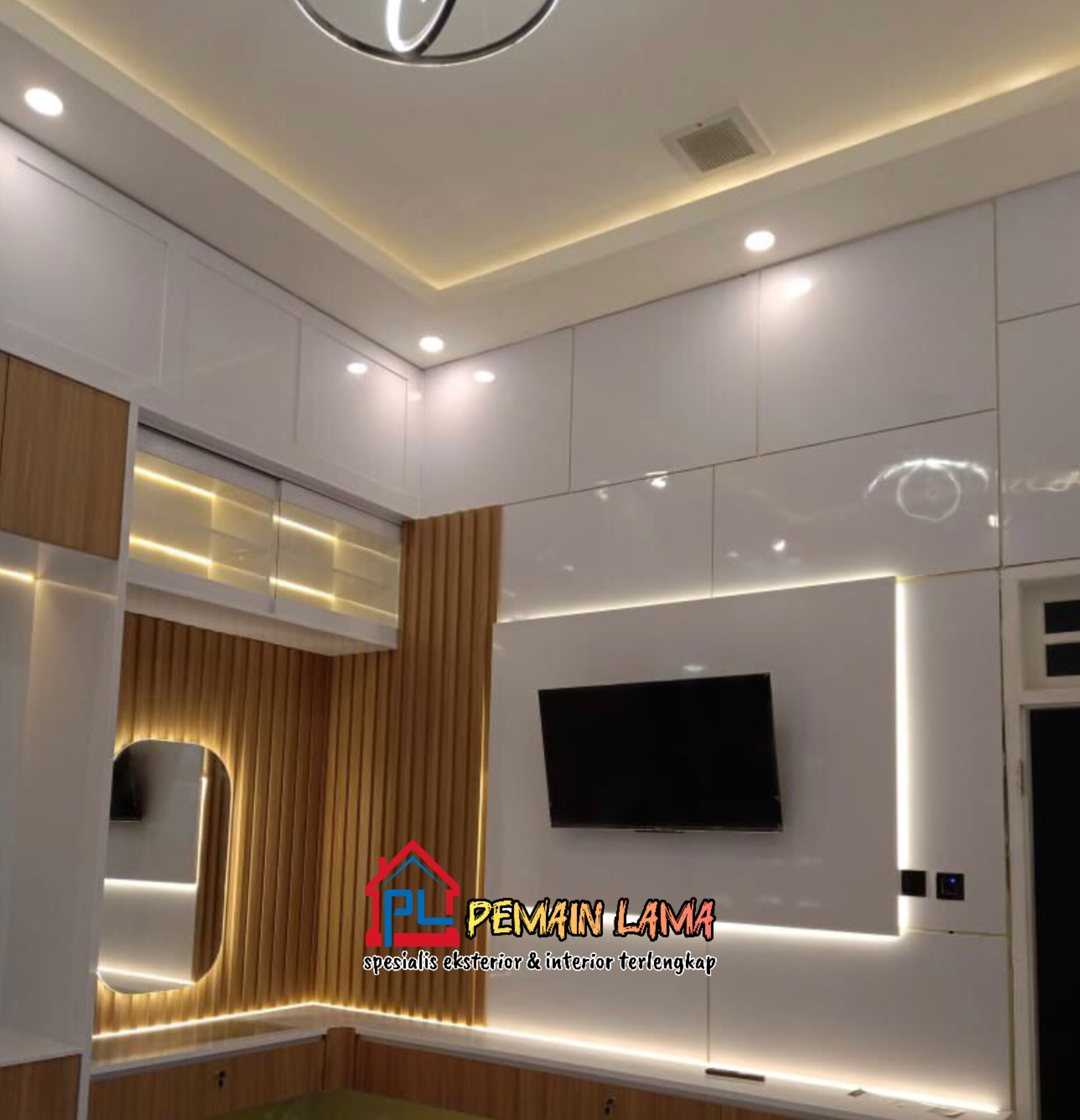 Variasi Interior TV di Lumajang