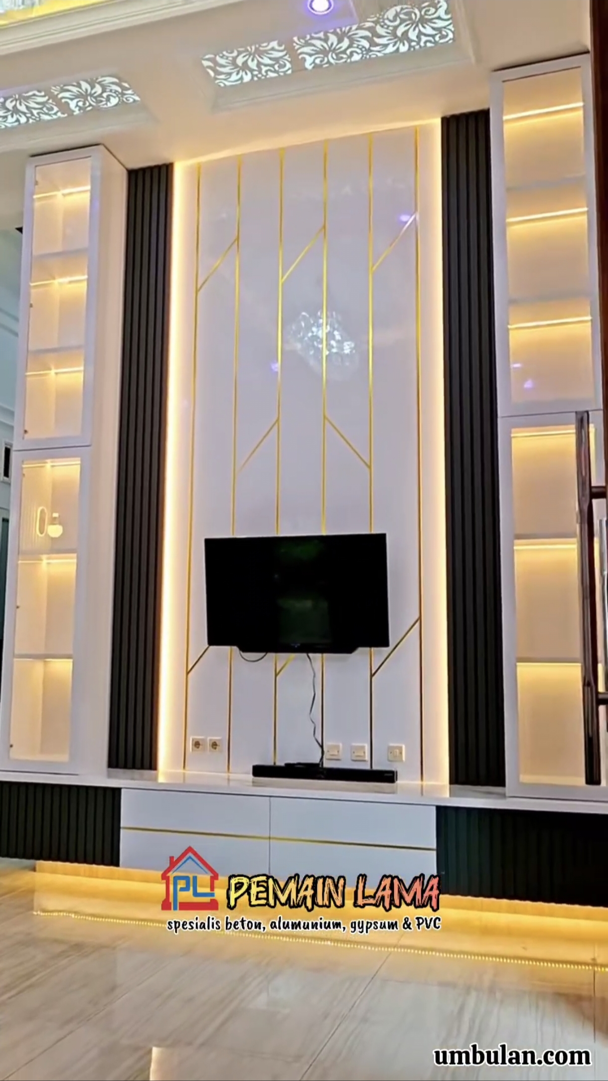 Backdrop TV di Jember