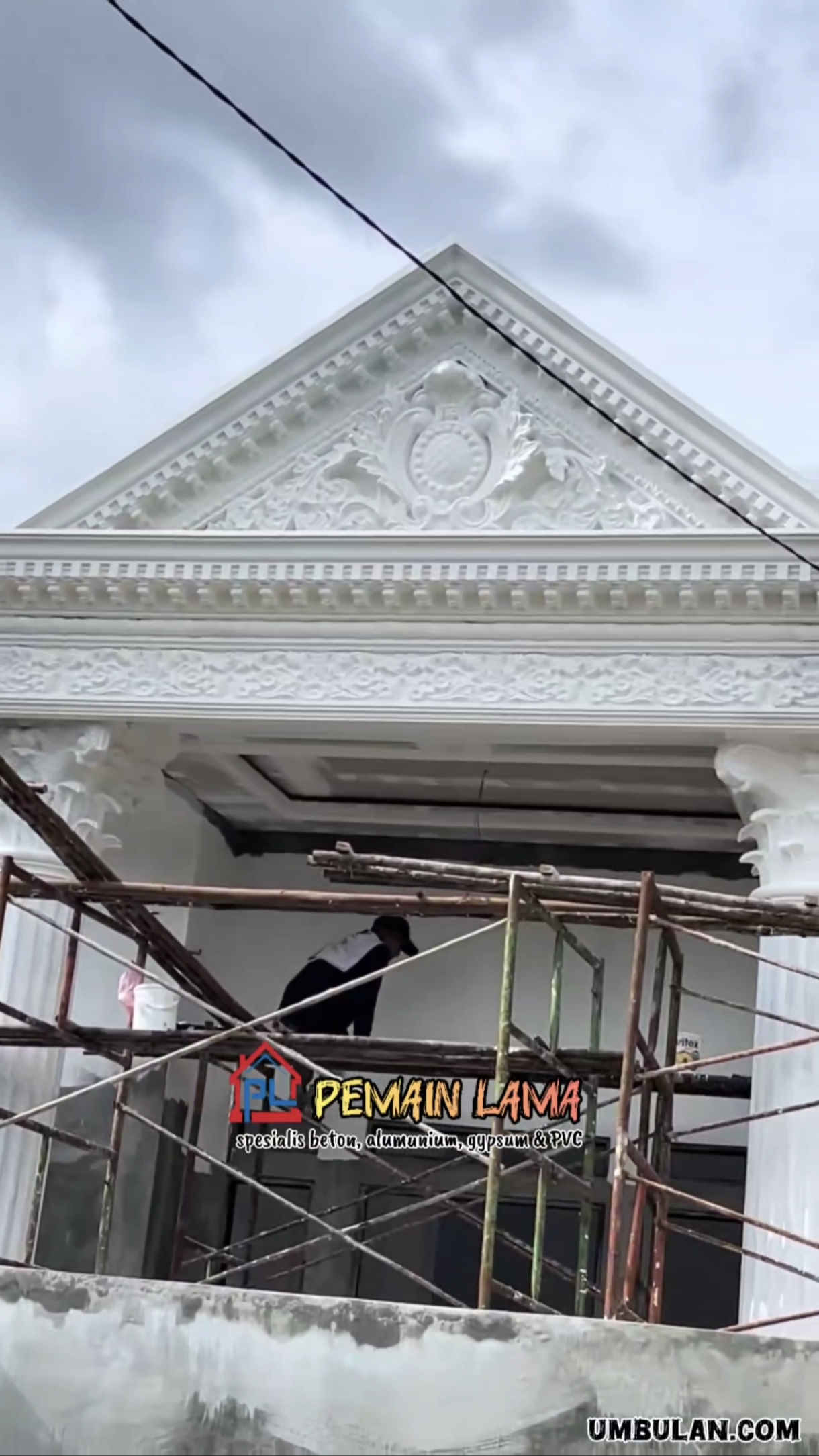 Lisplang Ornamen di Jember