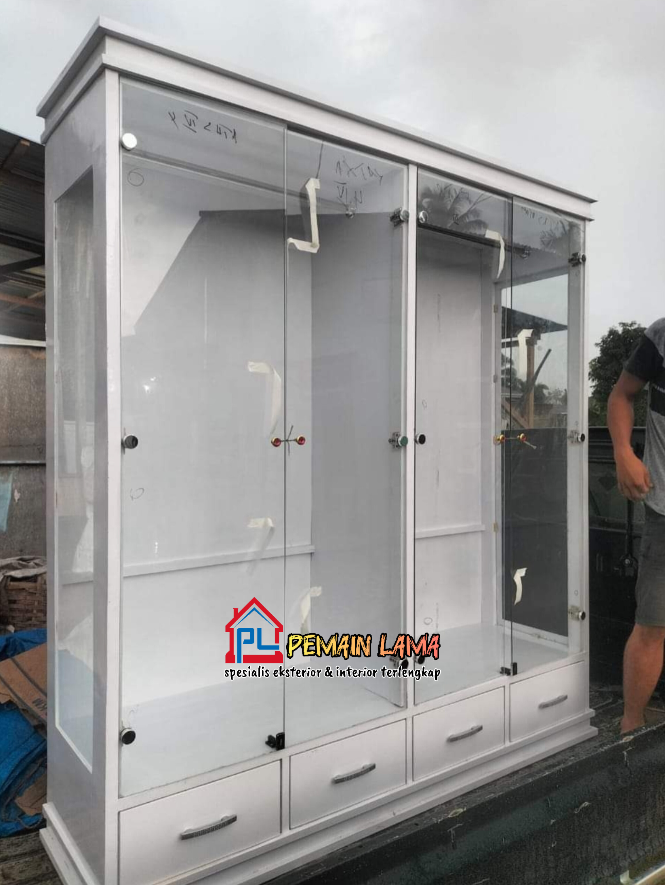 Lemari Aluminium Custom di Lumajang