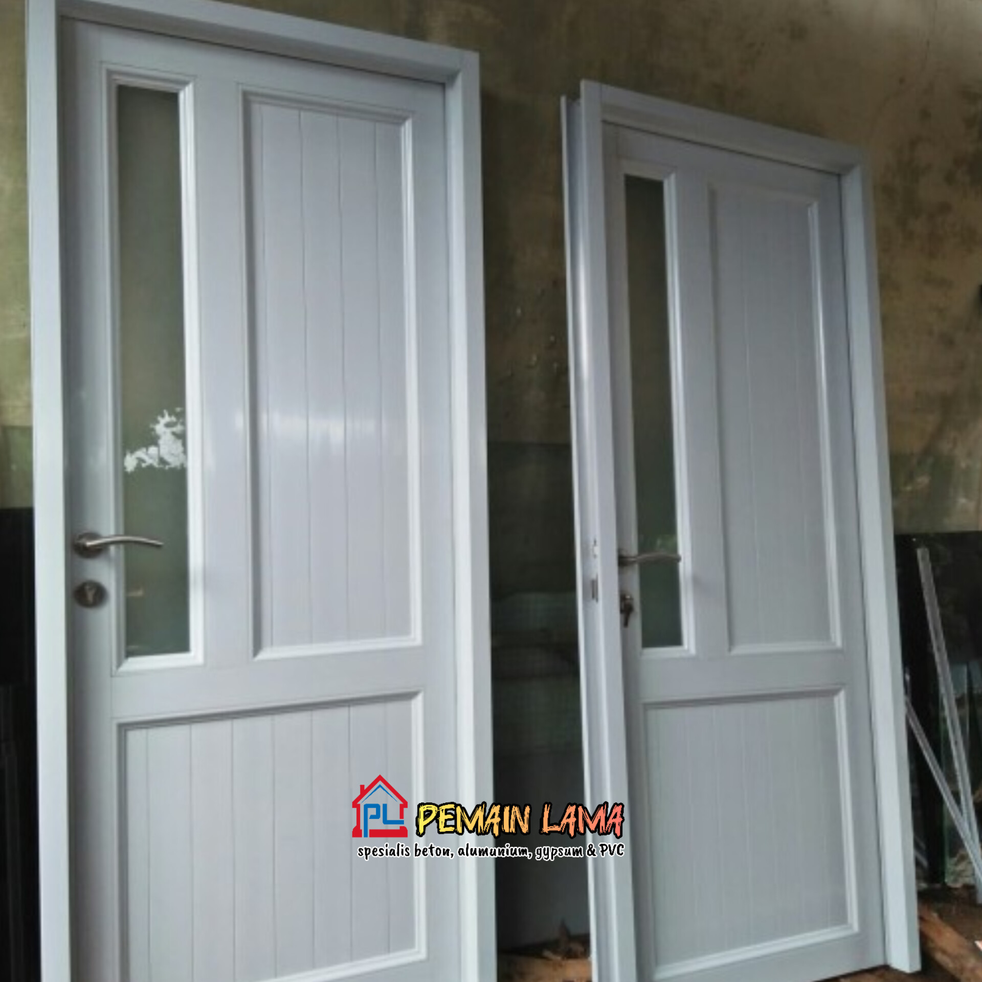 Pintu Aluminium Lisplang di Jember