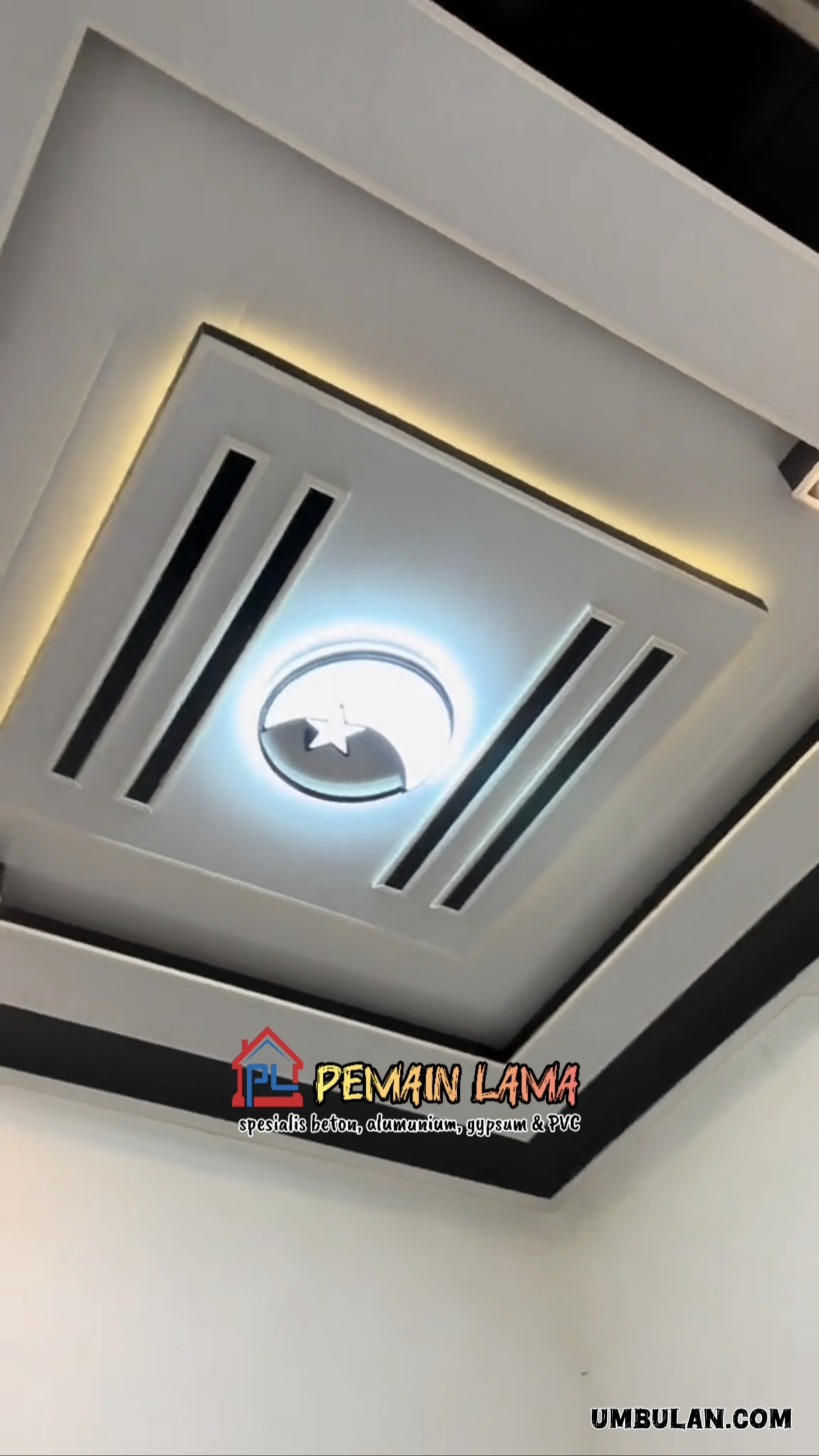 Plafon PVC Putih Hitam di Jember