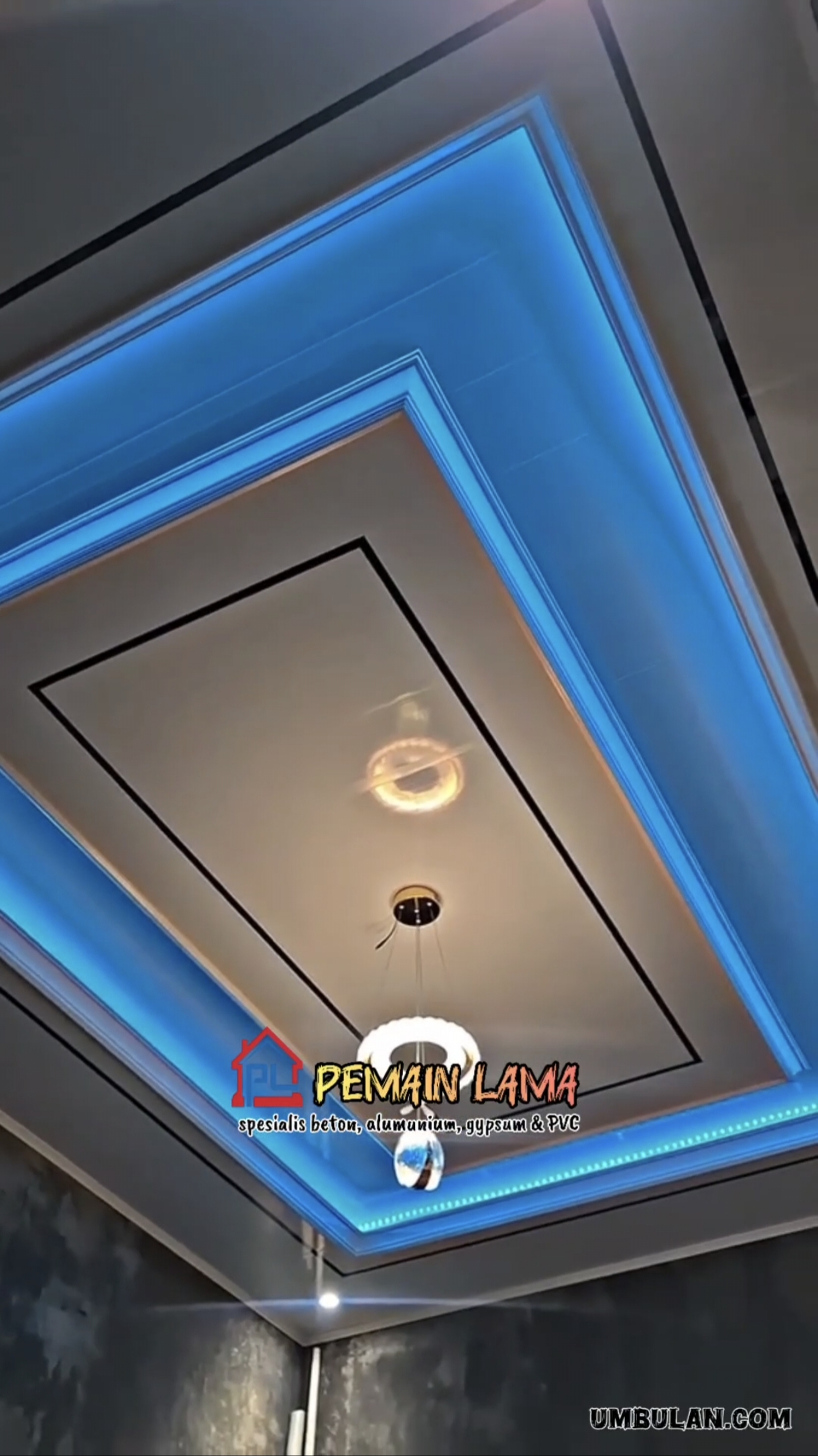 Plafon PVC Lamu LED Biru di Jember